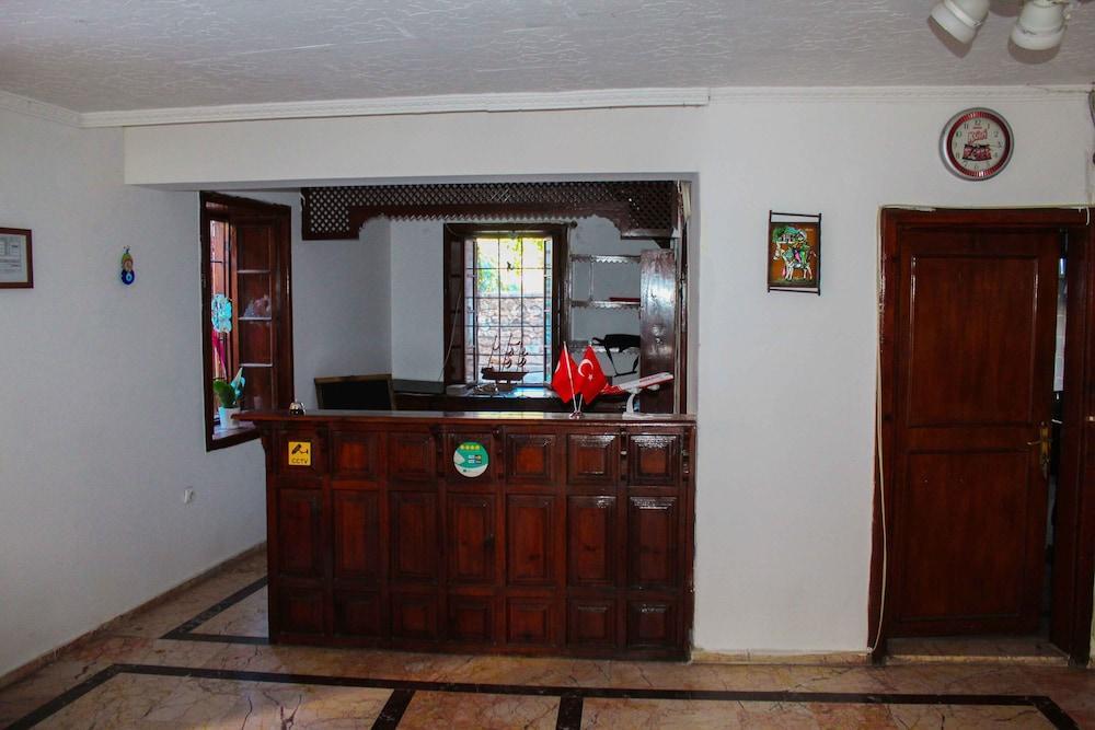 White City Pension Анталья Экстерьер фото