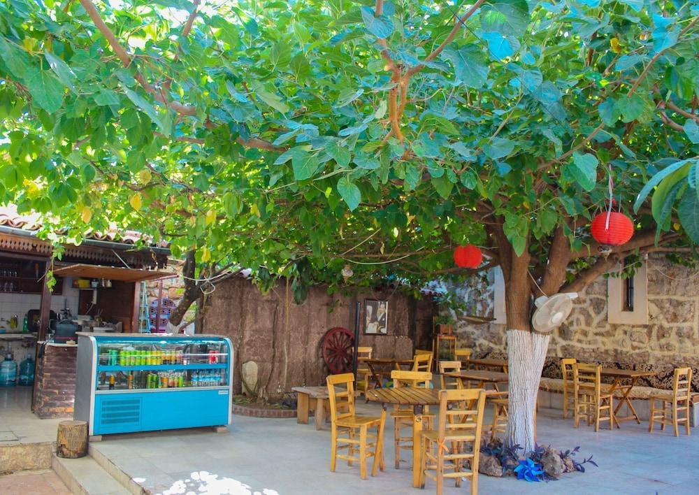 White City Pension Анталья Экстерьер фото