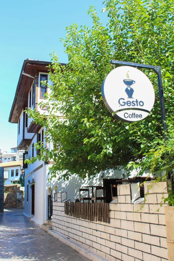 White City Pension Анталья Экстерьер фото